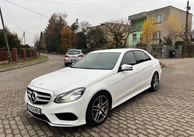 MERCEDES-BENZ Klasa E 220 CDI BlueEff Avantgarde