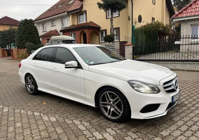MERCEDES-BENZ Klasa E 220 CDI BlueEff Avantgarde