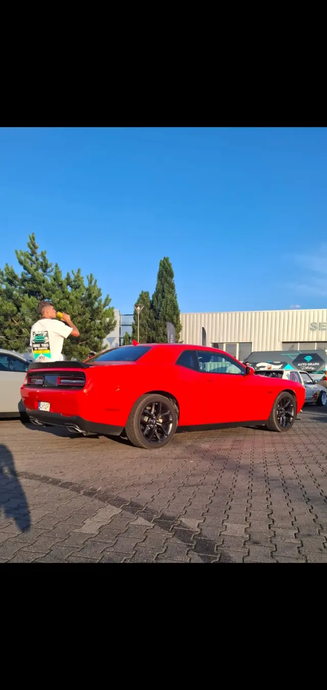 DODGE Challenger RT
