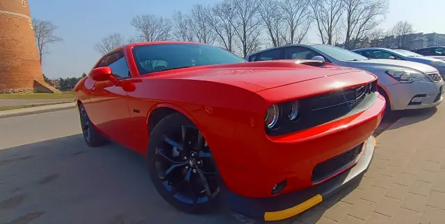 DODGE Challenger RT