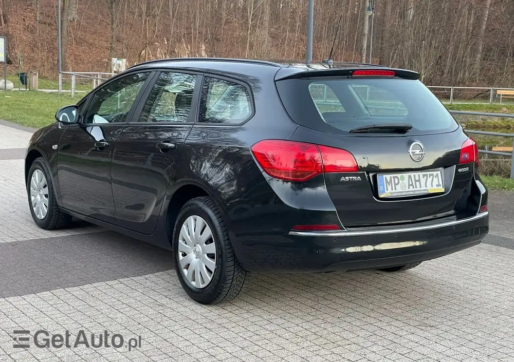 OPEL Astra 1.6 CDTI Active