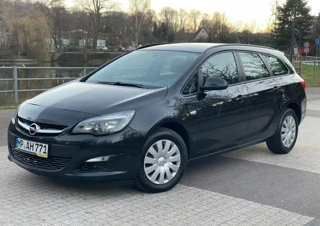 OPEL Astra 1.6 CDTI Active