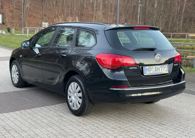 OPEL Astra 1.6 CDTI Active