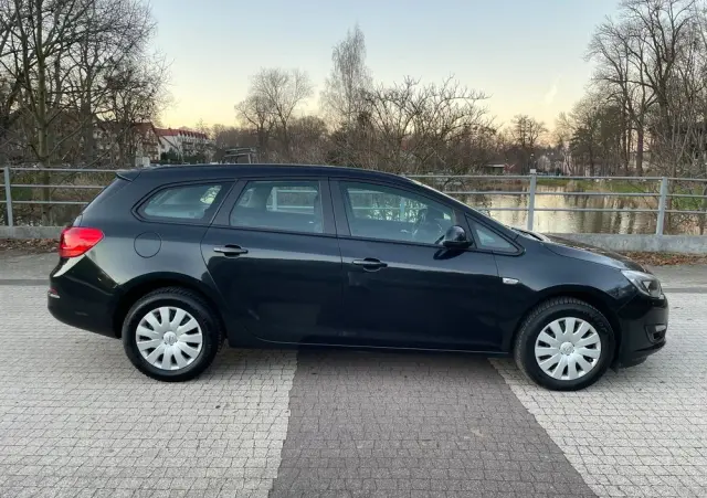 OPEL Astra 1.6 CDTI Active