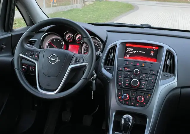 OPEL Astra 1.6 CDTI Active