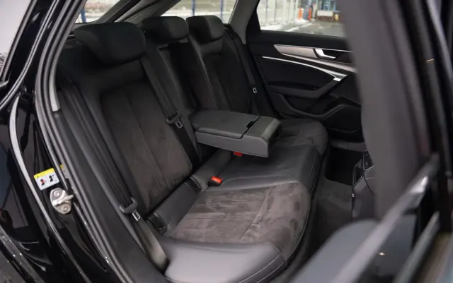 AUDI A6 Avant 40 TDI S tronic sport