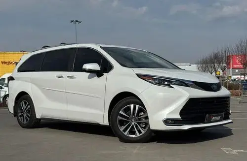 TOYOTA Sienna 