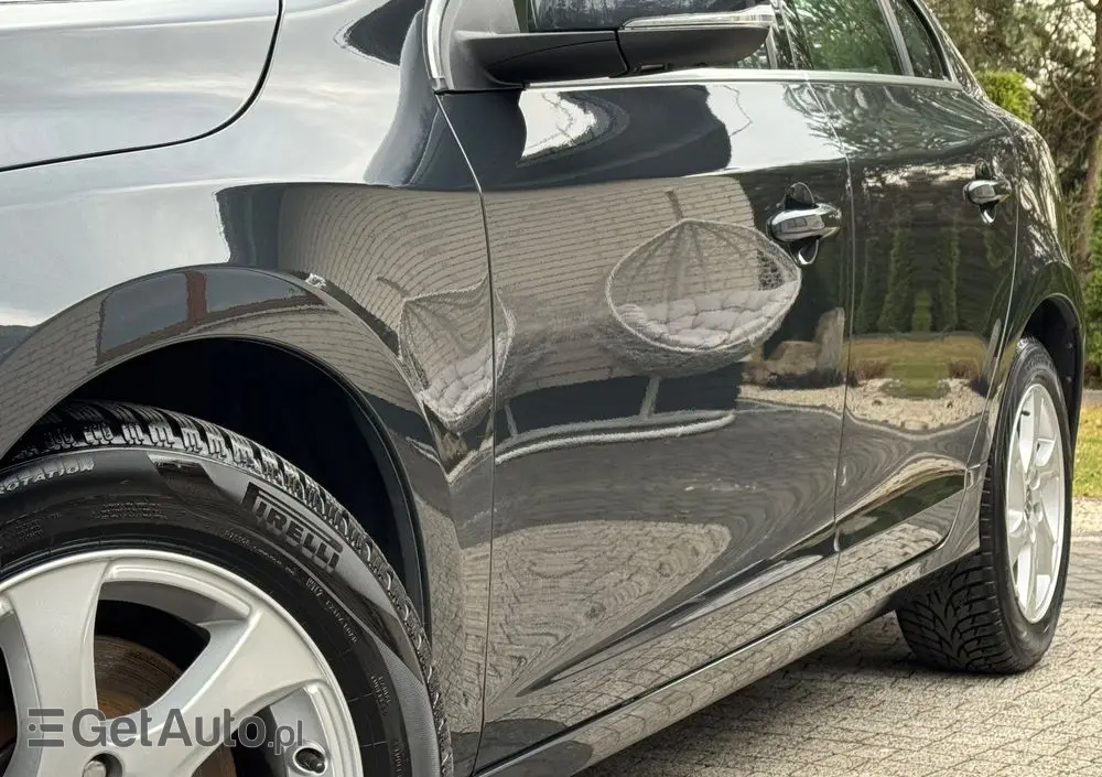 VOLVO S60 D4 Drive-E Momentum