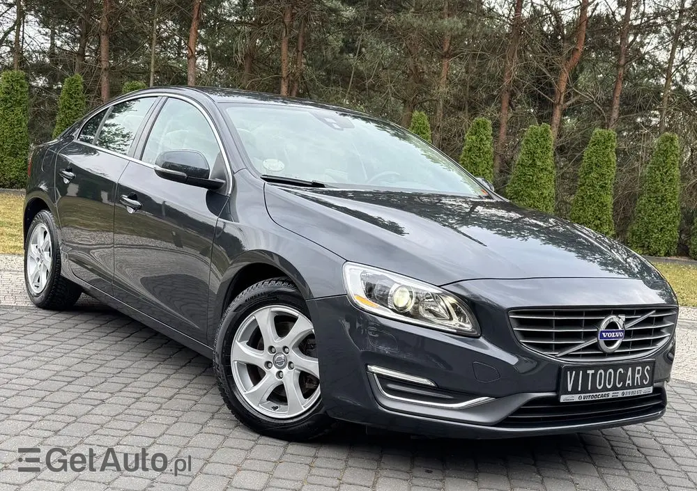 VOLVO S60 D4 Drive-E Momentum