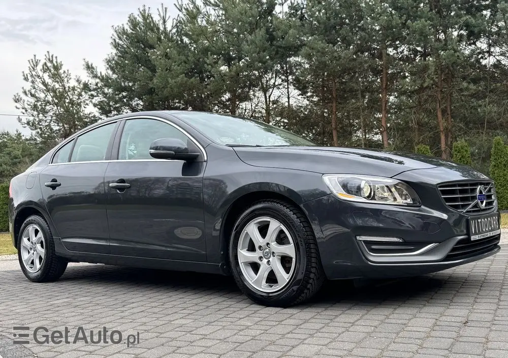 VOLVO S60 D4 Drive-E Momentum