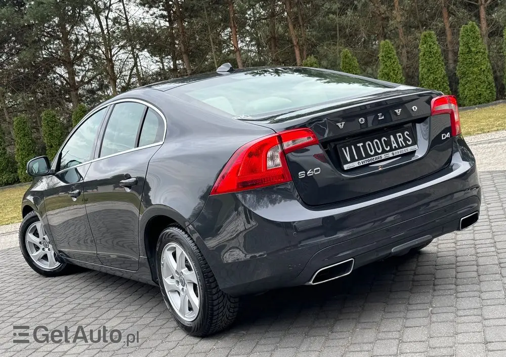VOLVO S60 D4 Drive-E Momentum