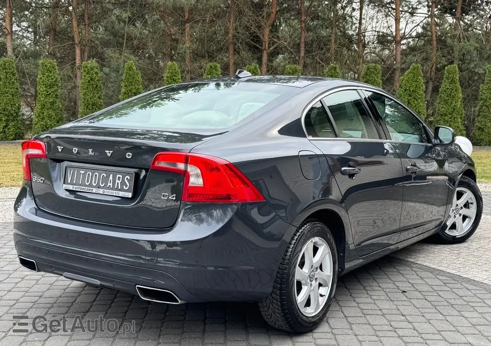 VOLVO S60 D4 Drive-E Momentum