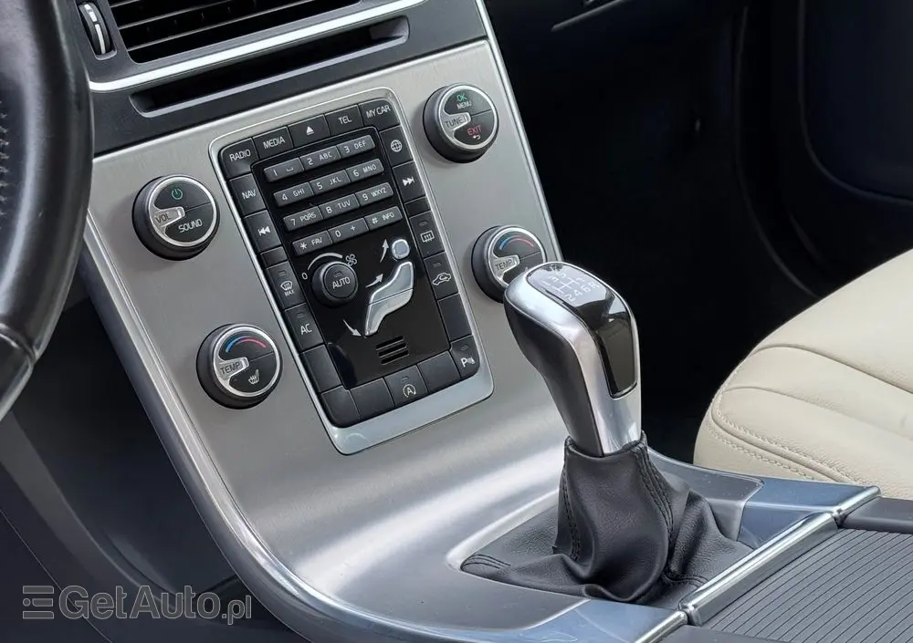 VOLVO S60 D4 Drive-E Momentum