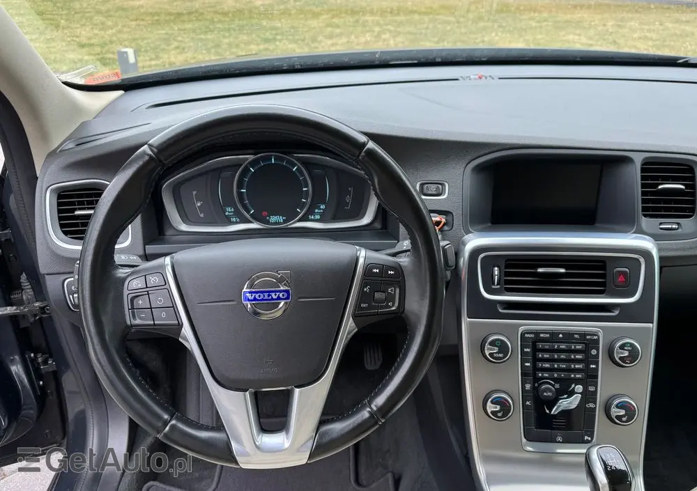 VOLVO S60 D4 Drive-E Momentum