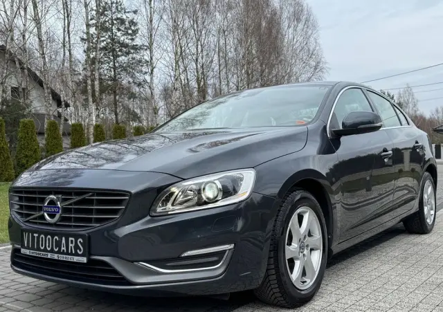 VOLVO S60 D4 Drive-E Momentum