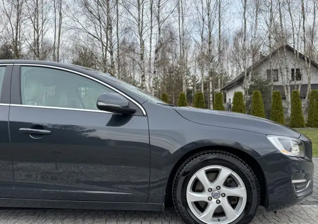 VOLVO S60 D4 Drive-E Momentum