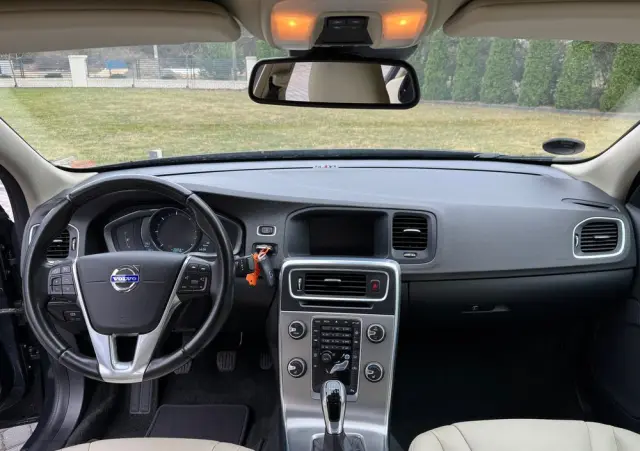 VOLVO S60 D4 Drive-E Momentum