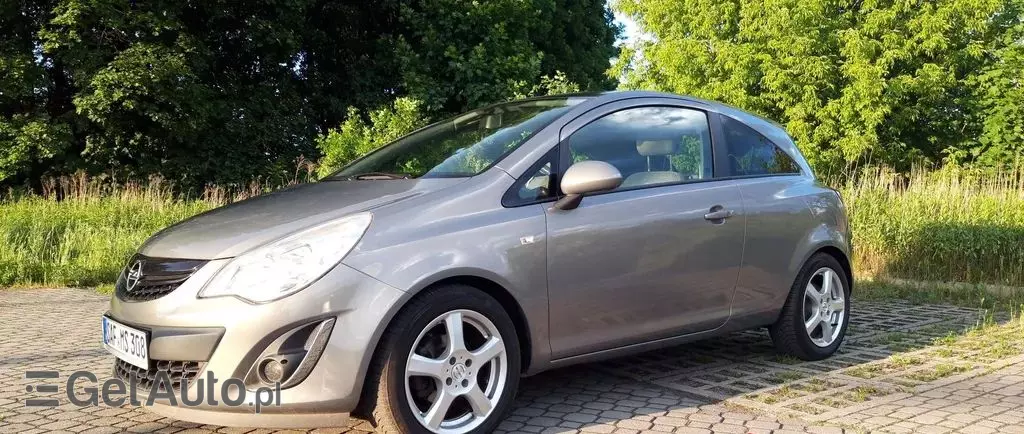 OPEL Corsa 
