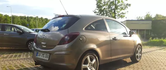OPEL Corsa 