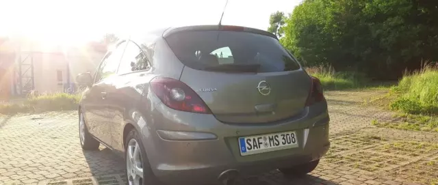 OPEL Corsa 