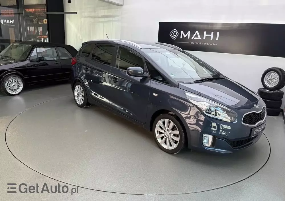 KIA Carens 1.6 GDI Fifa World Cup Edition