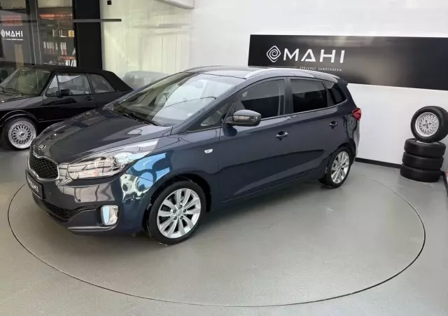 KIA Carens 1.6 GDI Fifa World Cup Edition