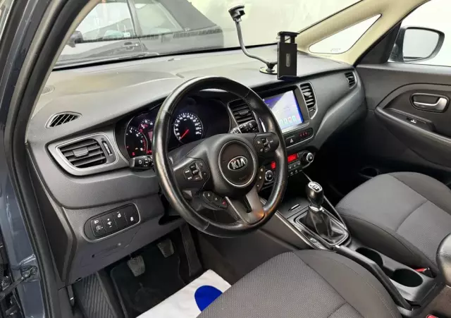 KIA Carens 1.6 GDI Fifa World Cup Edition