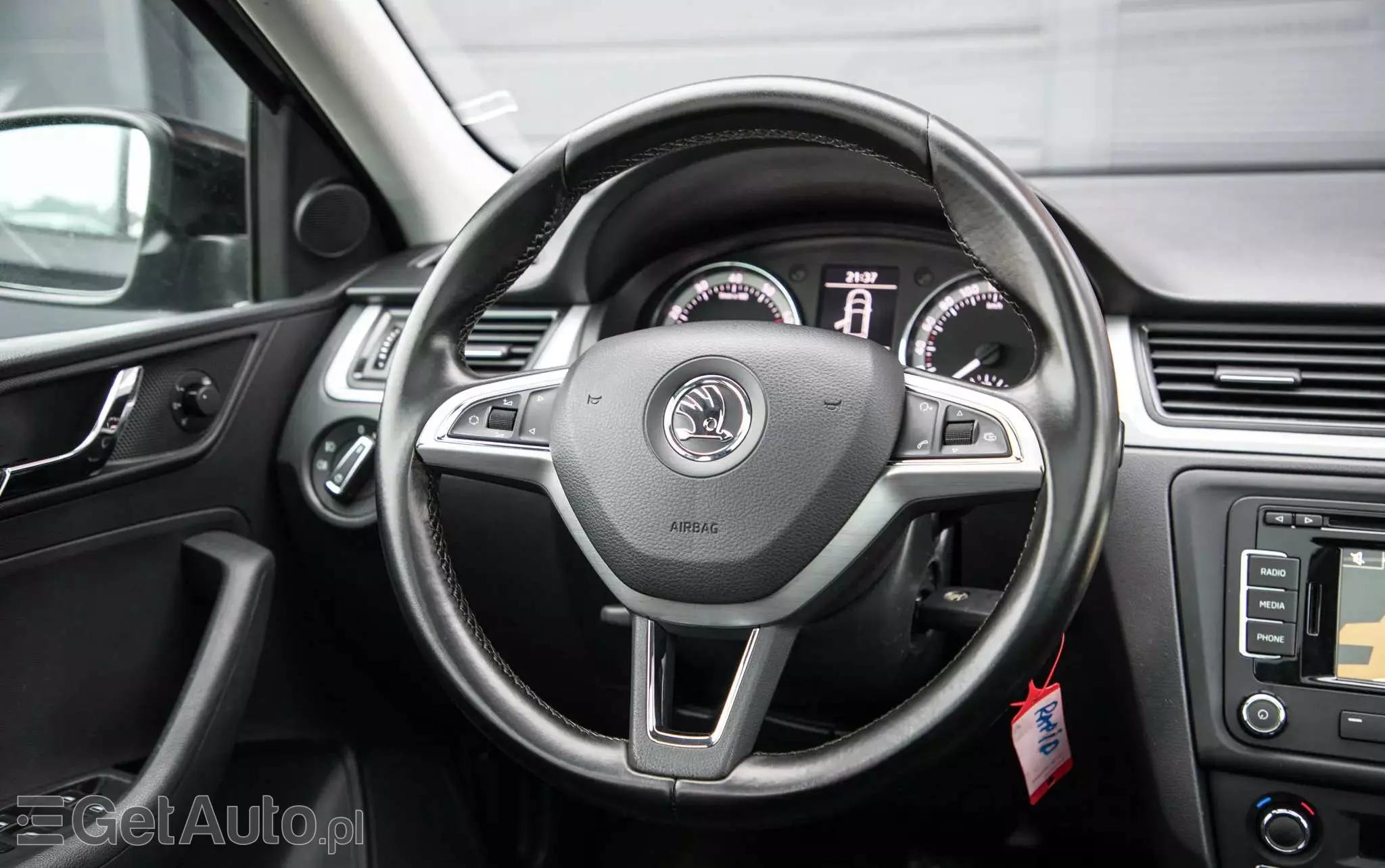 SKODA RAPID 1.4 TSI DSG Edition