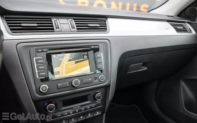 SKODA RAPID 1.4 TSI DSG Edition