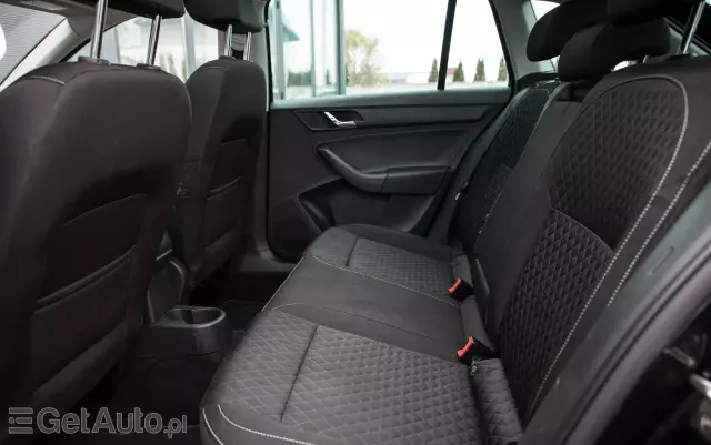 SKODA RAPID 1.4 TSI DSG Edition