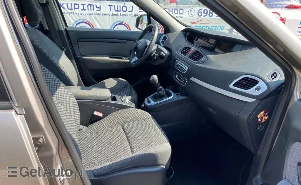RENAULT Scenic 