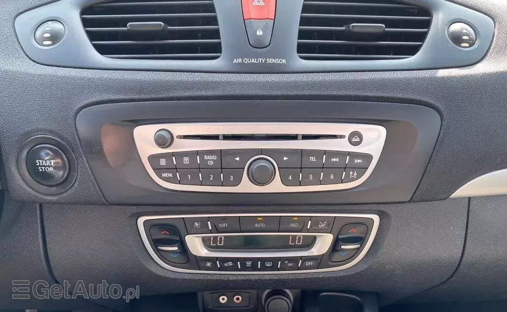 RENAULT Scenic 
