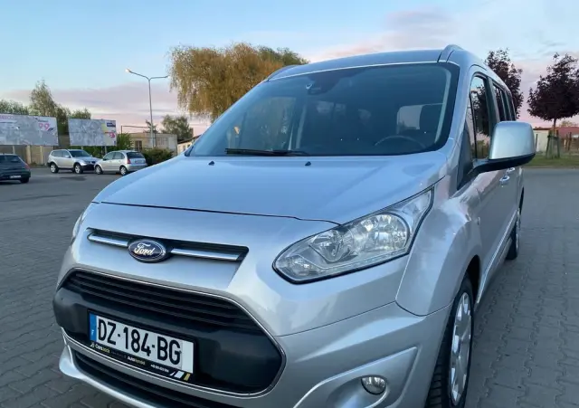 FORD Tourneo Connect Gr 1.5 TDCi Titanium