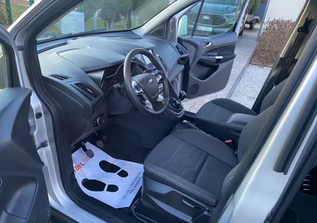 FORD Tourneo Connect Gr 1.5 TDCi Titanium