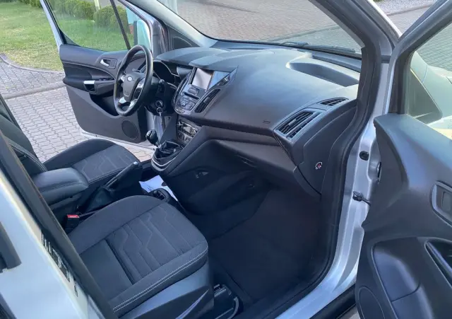 FORD Tourneo Connect Gr 1.5 TDCi Titanium