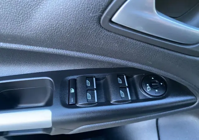 FORD Tourneo Connect Gr 1.5 TDCi Titanium