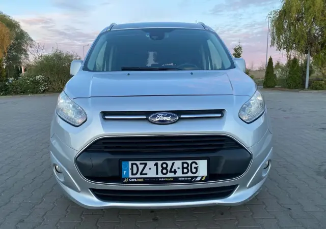 FORD Tourneo Connect Gr 1.5 TDCi Titanium