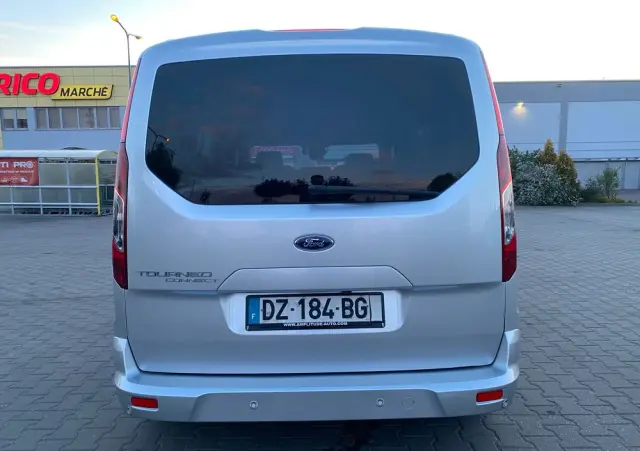 FORD Tourneo Connect Gr 1.5 TDCi Titanium