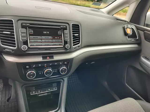 VOLKSWAGEN Sharan Comfortline