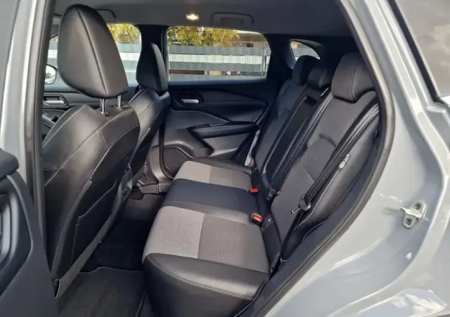 NISSAN Qashqai 1.3 DIG-T MHEV Xtronic N-Connecta