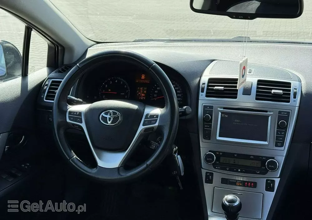 TOYOTA Avensis 