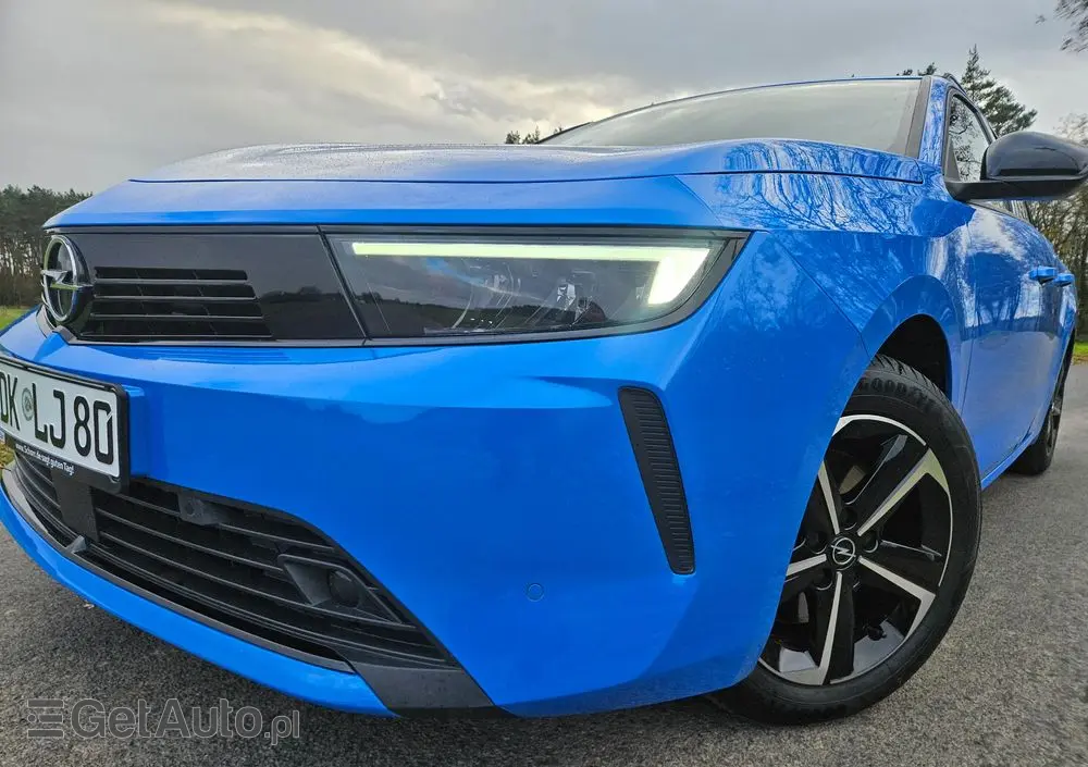 OPEL Astra 1.2 Turbo Business Elegance