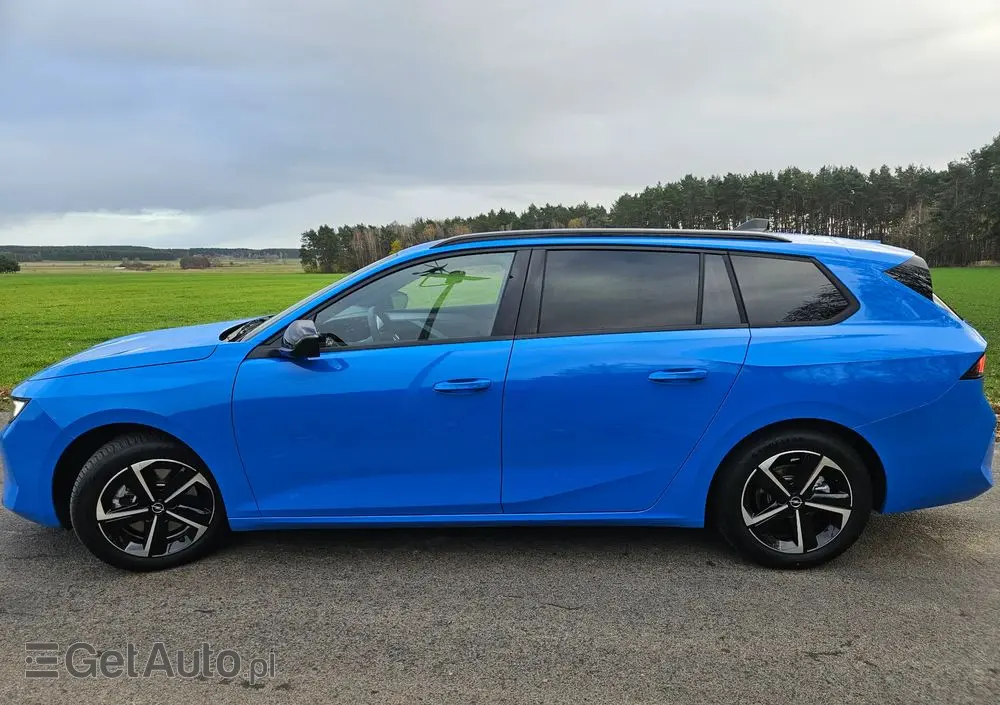 OPEL Astra 1.2 Turbo Business Elegance