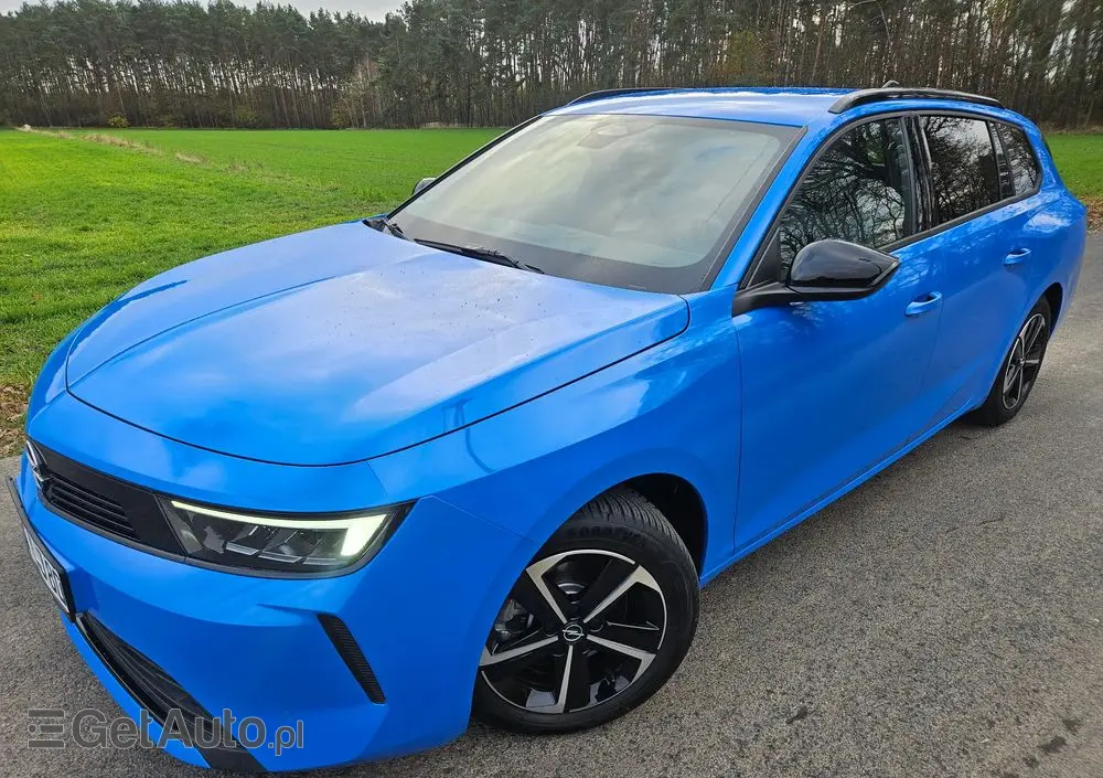 OPEL Astra 1.2 Turbo Business Elegance