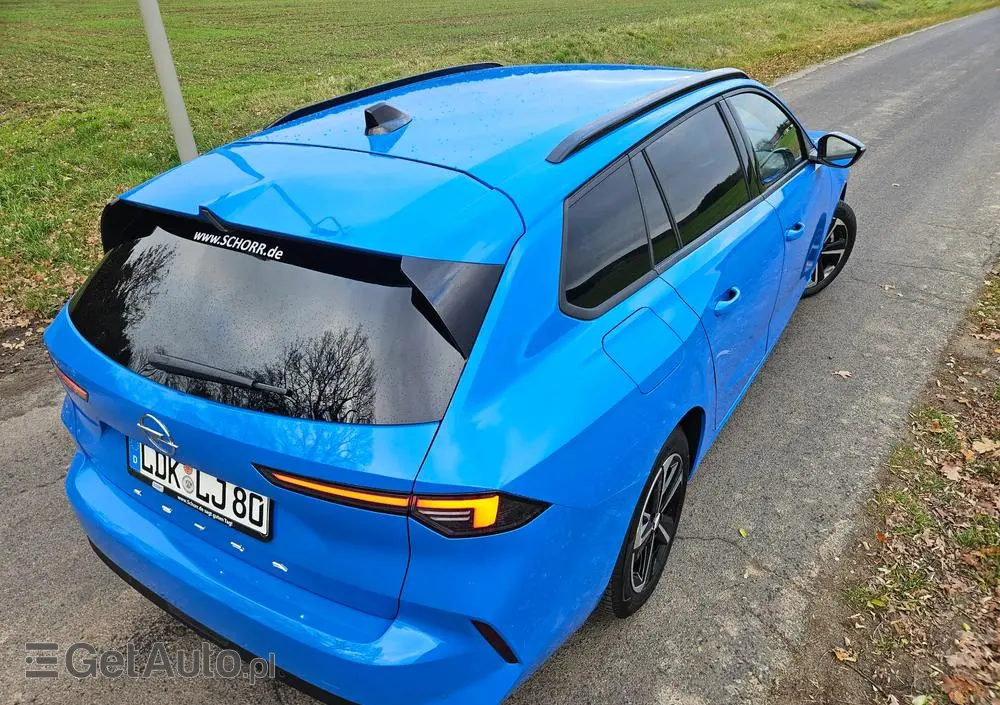 OPEL Astra 1.2 Turbo Business Elegance