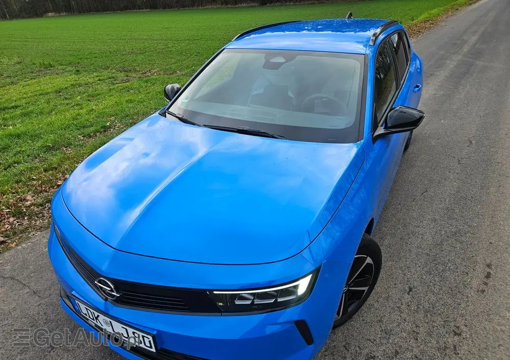 OPEL Astra 1.2 Turbo Business Elegance