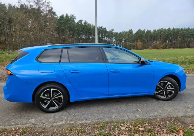 OPEL Astra 1.2 Turbo Business Elegance