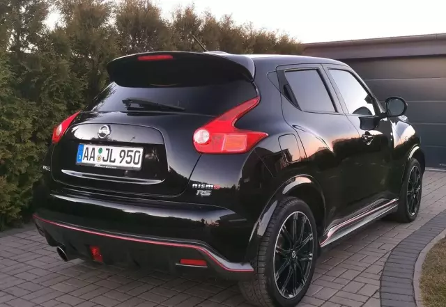NISSAN Juke 