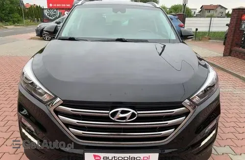 HYUNDAI Tucson 