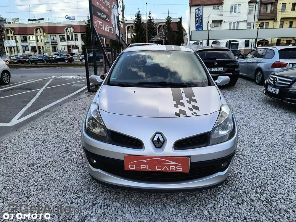 RENAULT Clio 1.6 16V Edition Dynamique